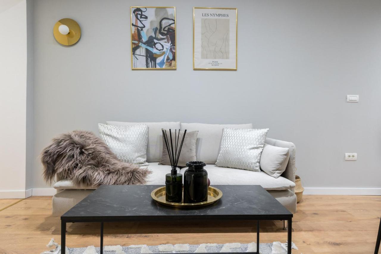 Crystal 3Bdr Apartment In Center 부쿠레슈티 외부 사진