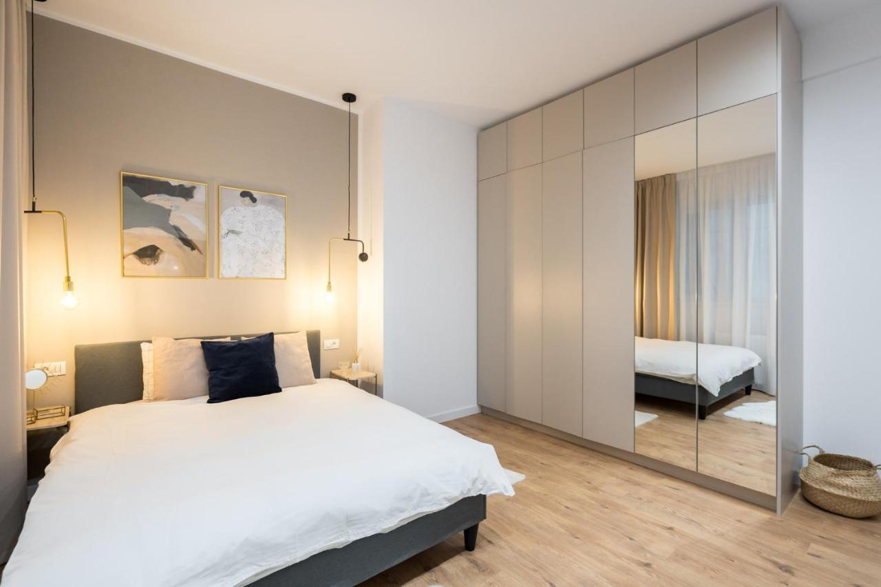 Crystal 3Bdr Apartment In Center 부쿠레슈티 외부 사진