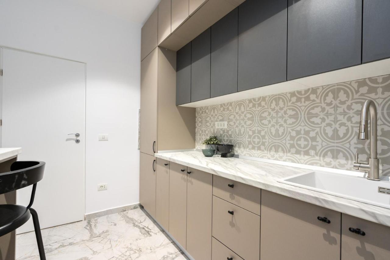 Crystal 3Bdr Apartment In Center 부쿠레슈티 외부 사진